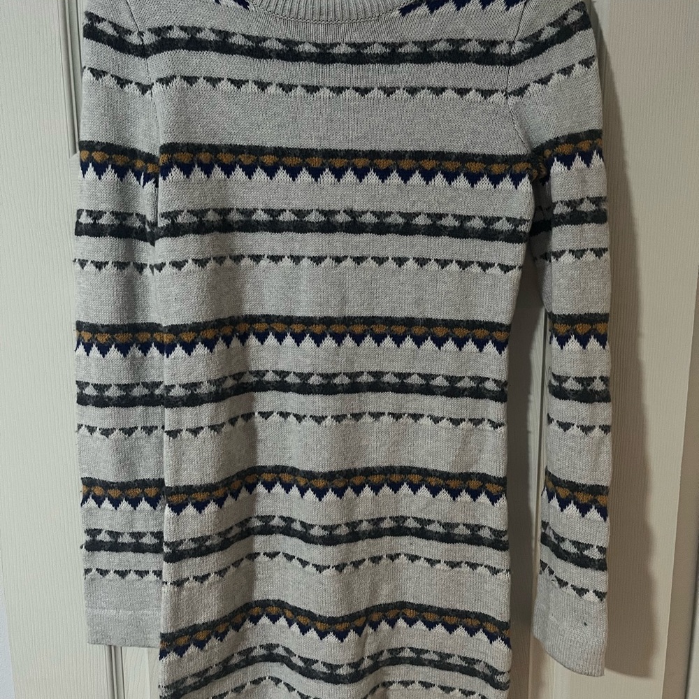 Levi’s Patterned Sweater Dress